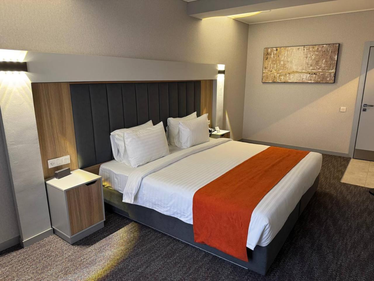 Nuovo Boutique Hotel Ташкент Екстериор снимка