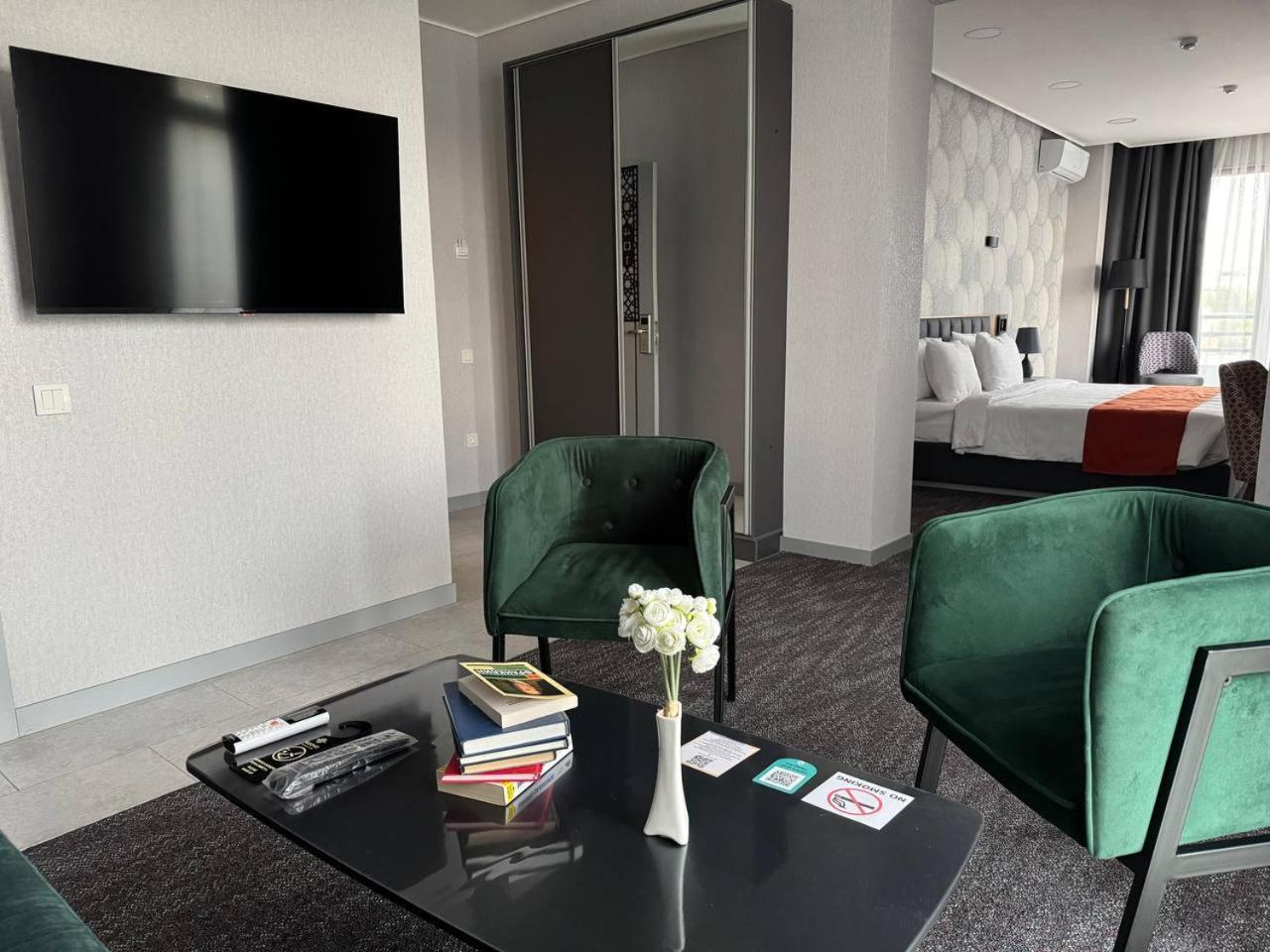 Nuovo Boutique Hotel Ташкент Екстериор снимка